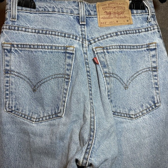 90`s Levi’s 512 Women`s Slim Fit Tapered Leg  Light Blue Denim Vtg Jeans Size 9 - Picture 6 of 8